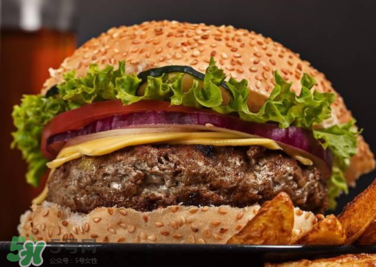 漢堡可以放冰箱嗎？漢堡放冰箱過了一夜還能吃嗎？