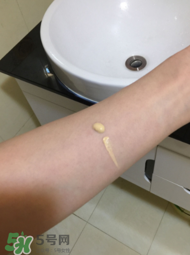 希思黎持久粉底液這么樣 希思黎持久粉底液好用嗎 希思黎持久粉底液這么樣 希思黎持久粉底液好用嗎