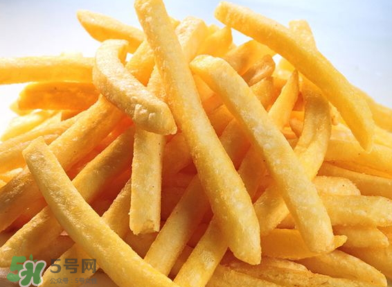 薯條可以用微波爐加熱嗎？薯條怎么加熱？