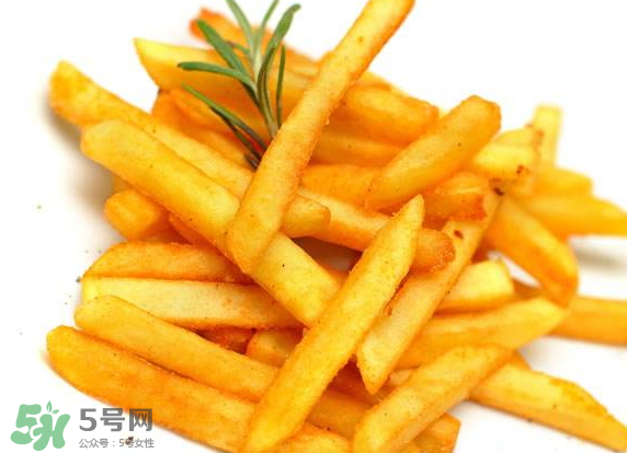 薯條可以用微波爐加熱嗎？薯條怎么加熱？