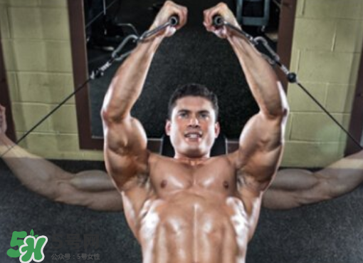 龍門架怎么練下胸？龍門架練胸動作有哪些？