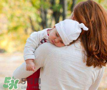 秋季寶寶腹瀉怎么辦？秋季寶貝腹瀉的原因