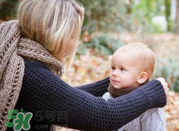 秋季寶寶怎么穿衣服？秋季寶寶穿什么？