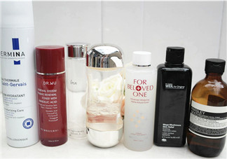 敏感肌怎么買(mǎi)化妝水？爽膚水收斂水清潔水都要買(mǎi)？