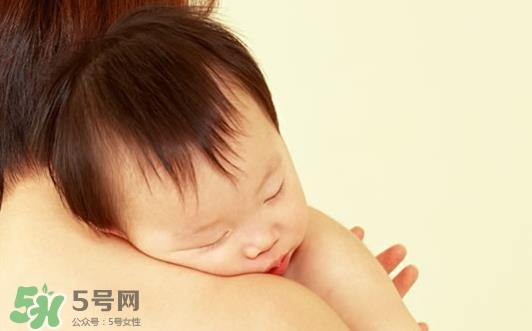 寶寶張嘴睡覺會(huì)變丑嗎？寶寶張嘴睡覺的危害