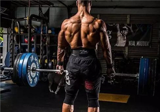 硬拉要放地上嗎？硬拉要觸地嗎？