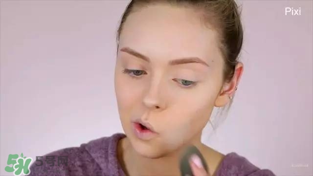 好用散粉推薦 適合夏天的定妝散粉 好用散粉推薦 適合夏天的定妝散粉