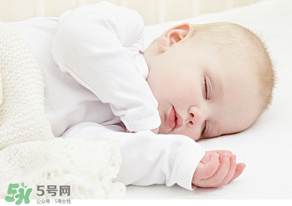 寶寶張嘴睡覺(jué)怎么回事？寶寶張嘴睡覺(jué)怎么糾正？