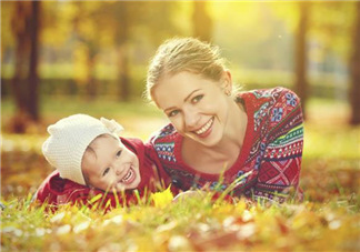 秋季寶寶怎么穿衣服？秋季寶寶穿什么？