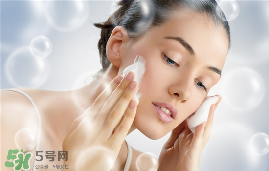 資生堂洗面奶是皂基嗎？資生堂洗面奶是氨基酸洗面奶嗎？