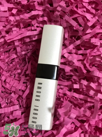 芭比波朗至盈呵護(hù)潤(rùn)唇膏能當(dāng)口紅用嗎