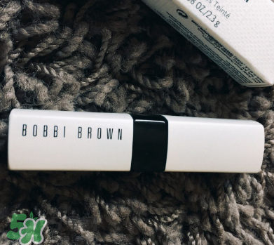 芭比波朗至盈呵護(hù)潤(rùn)唇膏能當(dāng)口紅用嗎