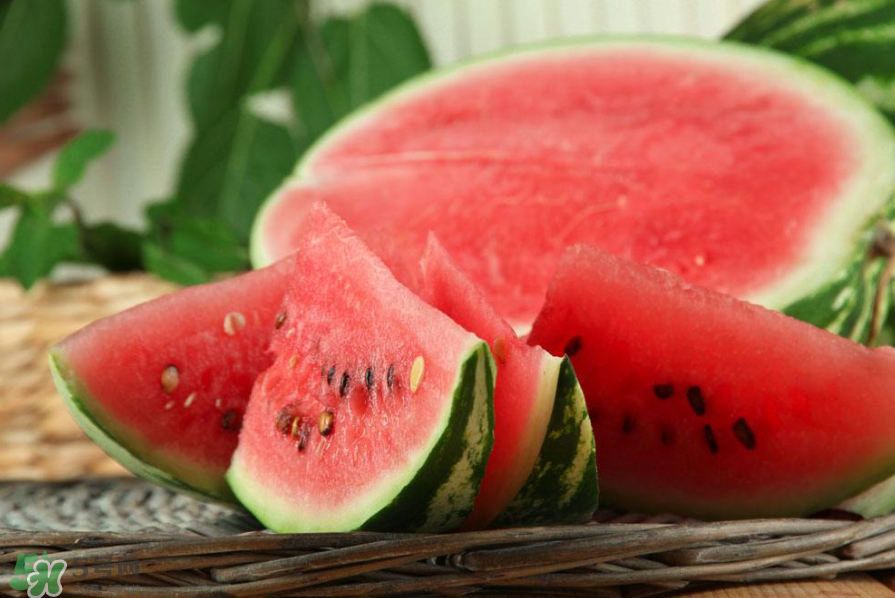 秋季養(yǎng)生食譜有哪些？秋季健康靠這些