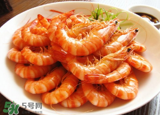 海蝦怎么做簡(jiǎn)單又好吃？海蝦怎么去掉蝦線？