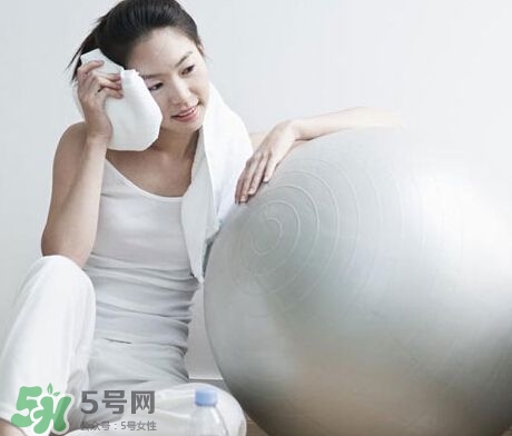 產(chǎn)后最狠瘦身攻略 這樣做一定瘦！