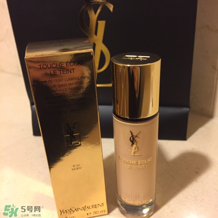 ysl超模粉底液和ysl羽毛粉底液哪個(gè)好? ysl超模粉底液和ysl羽毛粉底液哪個(gè)好?