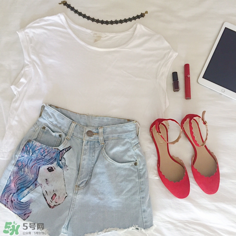 個子矮的女生怎么穿搭衣服好看