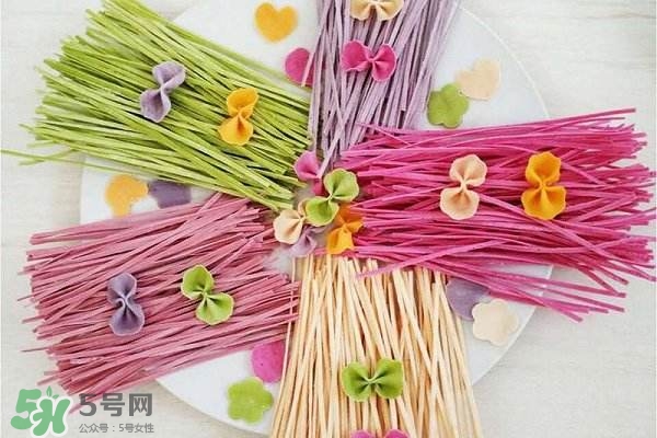 寶寶多大能吃調(diào)料？給寶寶輔食加調(diào)料的原則