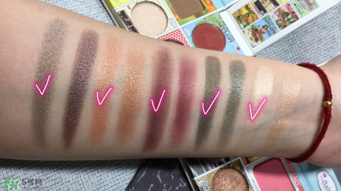 the balm眼影盤真假辨別對比圖 the balm眼影盤真假辨別對比圖