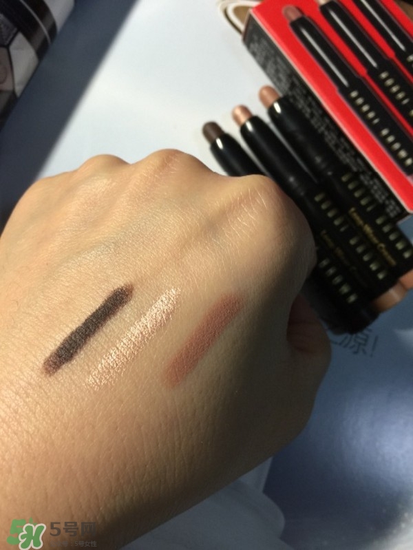 芭比波朗流云眼影筆色號大全 都有哪些顏色 芭比波朗流云眼影筆色號大全 都有哪些顏色