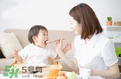 寶寶輔食可以加糖嗎？寶寶輔食可以加什么調(diào)料