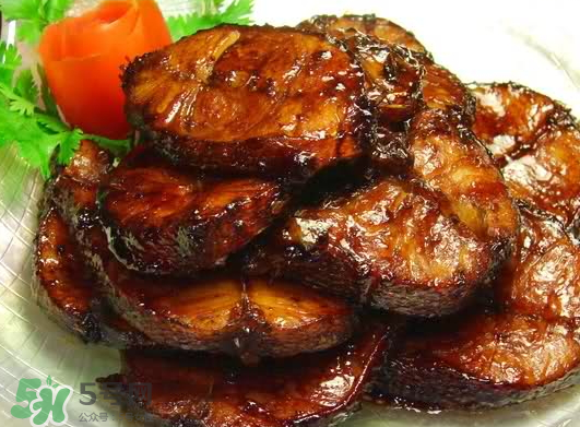 青魚(yú)和草魚(yú)哪個(gè)好吃？青魚(yú)和草魚(yú)的區(qū)別