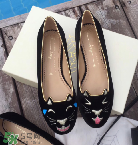 charlotte貓咪鞋碼正嗎？charlotte貓咪鞋偏大嗎？