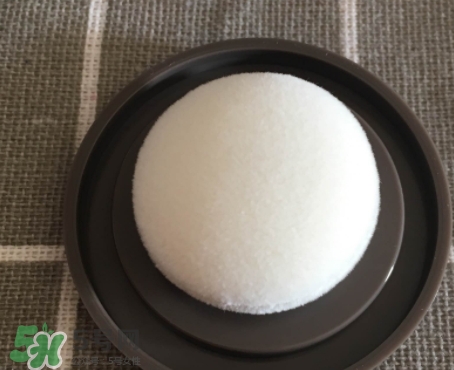 發(fā)際線粉傷頭發(fā)嗎？發(fā)際線粉危害大盤點(diǎn)