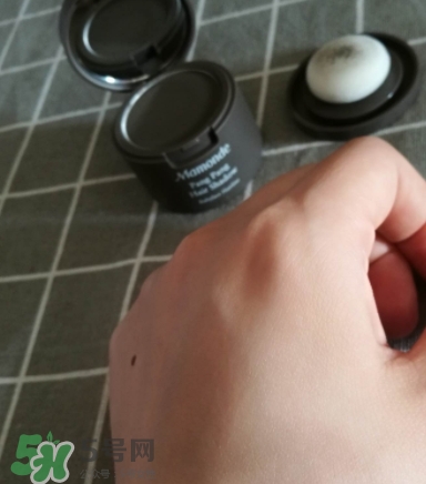 發(fā)際線粉傷頭發(fā)嗎？發(fā)際線粉危害大盤點(diǎn)