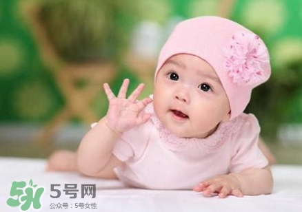 寶寶發(fā)燒抽搐正常嗎？寶寶發(fā)燒抽搐怎么辦？