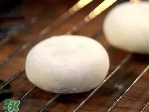 冰皮月餅為什么會(huì)裂？冰皮月餅開裂的原因