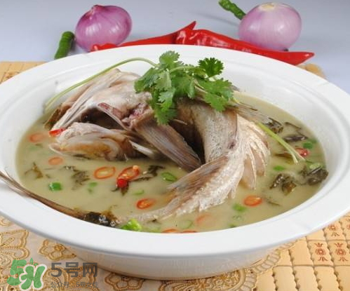 鰱魚頭湯孕婦可以吃嗎？鰱魚頭湯的功效與作用