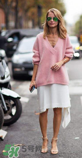 秋天可以穿毛衣嗎？秋天毛衣搭配