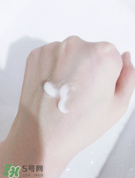 Aveeno護(hù)手霜怎么樣？Aveeno護(hù)手霜測(cè)評(píng)