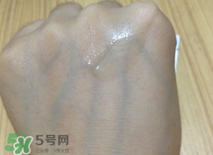 fresh馥蕾詩玫瑰潤澤密集保濕精華露是什么 怎么用 fresh馥蕾詩玫瑰潤澤密集保濕精華露是什么 怎么用