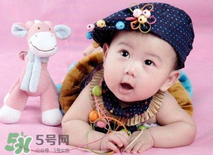 寶寶發(fā)燒睡著了還要物理降溫嗎-怎么降溫？