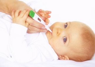 寶寶發(fā)燒睡著了還要物理降溫嗎-怎么降溫？