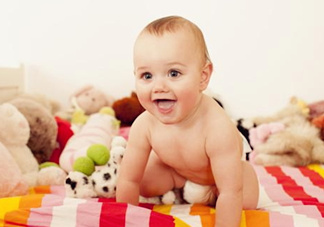 寶寶睡覺為什么會(huì)笑？寶寶睡覺笑出聲是做夢(mèng)了嗎？