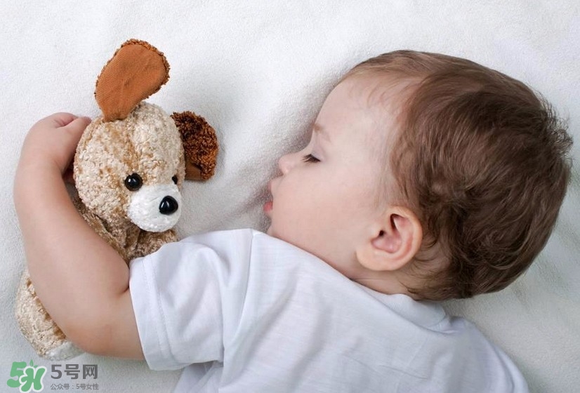 讓寶寶睡出好相貌完美教程 讓寶寶睡出好相貌完美教程