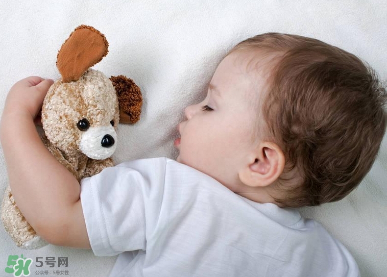 讓寶寶睡出好相貌完美教程 讓寶寶睡出好相貌完美教程