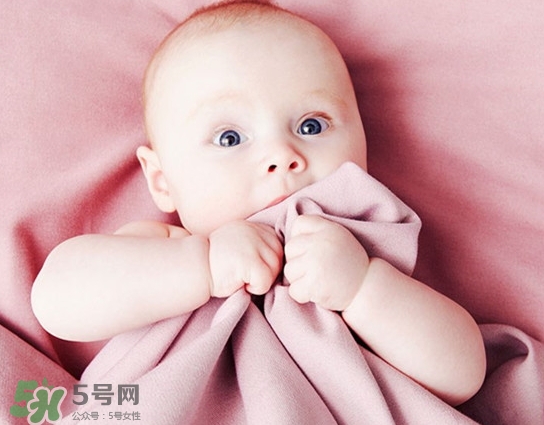 寶寶說話早晚和智力有關系嗎？寶寶說話晚怎么辦？