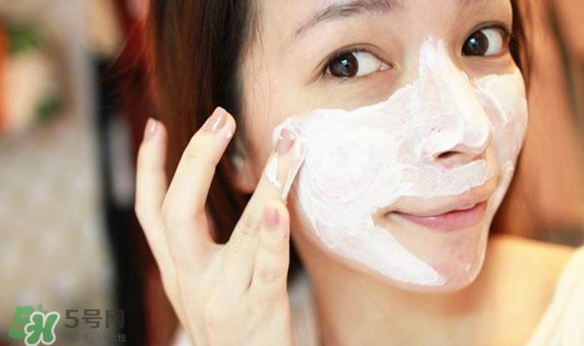 面膜會不會是細菌培養(yǎng)基地？不同質地的面膜有什么區(qū)別