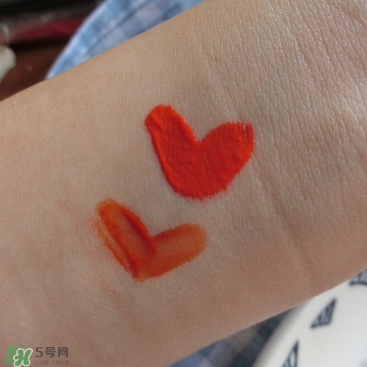 阿瑪尼唇釉300試色 阿瑪尼黑管300試色 阿瑪尼唇釉300試色 阿瑪尼黑管300試色