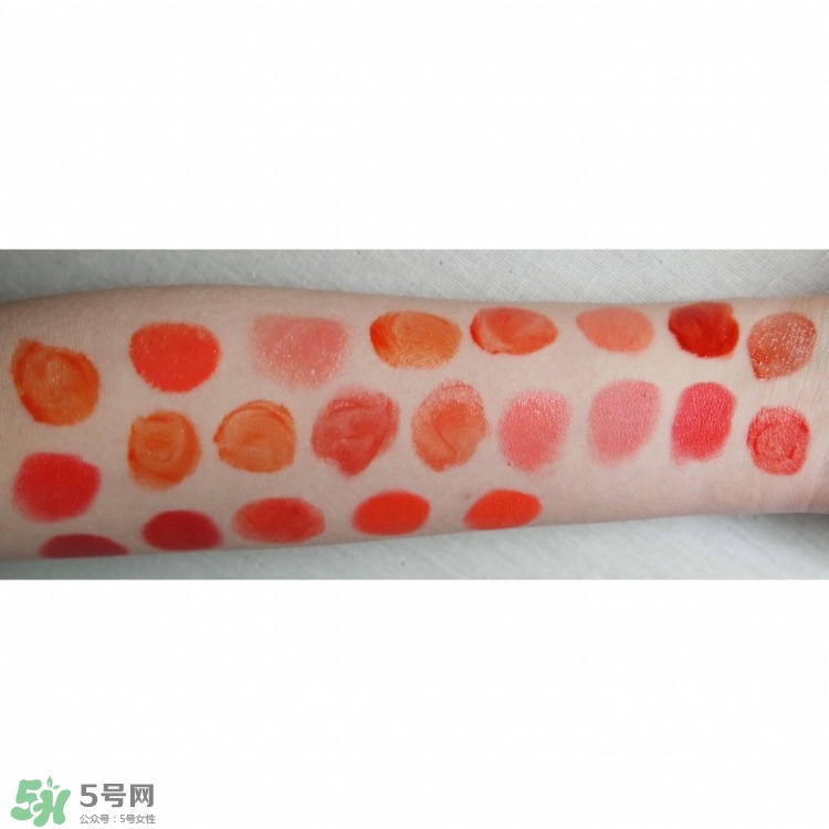 阿瑪尼唇釉300試色 阿瑪尼黑管300試色 阿瑪尼唇釉300試色 阿瑪尼黑管300試色