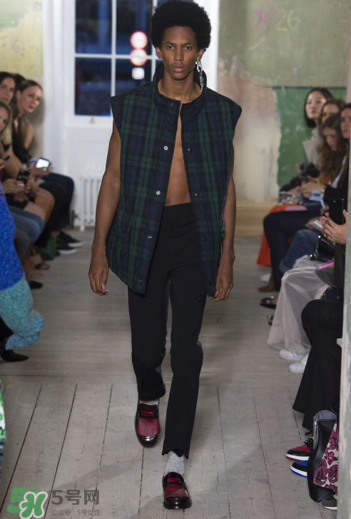 burberry2017秋冬系列怎么樣_好看嗎_款式有哪些？