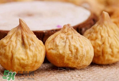 無花果干一天能吃多少？無花果干吃多了會(huì)怎樣