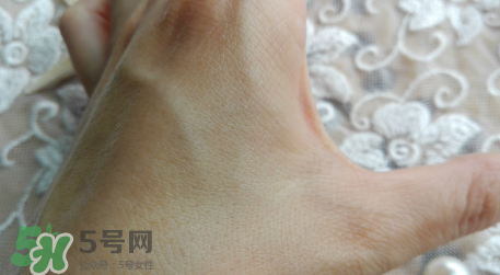 資生堂新透白美肌集光祛斑精華液好用嗎 資生堂新透白美肌集光祛斑精華液好用嗎