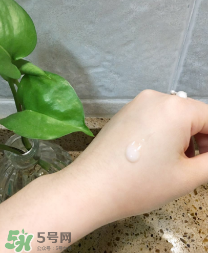 資生堂新透白美肌集光祛斑精華液好用嗎 資生堂新透白美肌集光祛斑精華液好用嗎