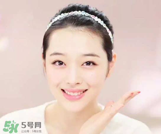 噴霧可以代替化妝水嗎？噴霧可以經(jīng)常使用嗎？