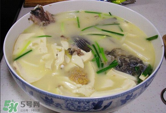 生孩子時吃什么易助產(chǎn)？生孩子時吃巧克力